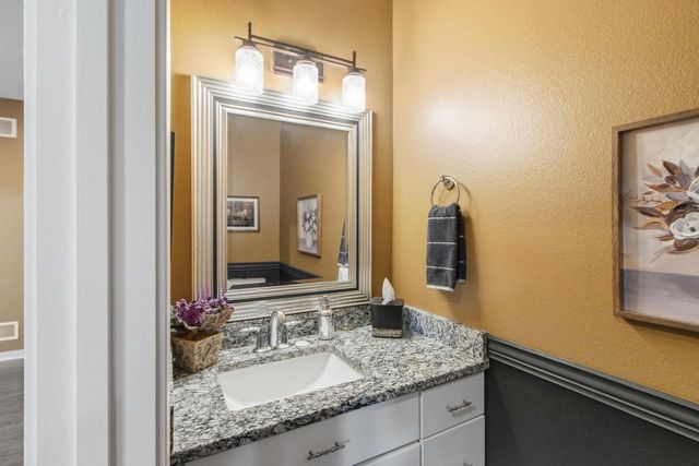 404 Bella Way, Sun Prairie, WI 53590