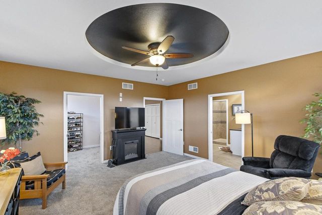 404 Bella Way, Sun Prairie, WI 53590