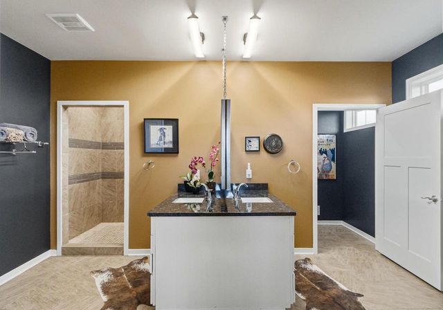 404 Bella Way, Sun Prairie, WI 53590