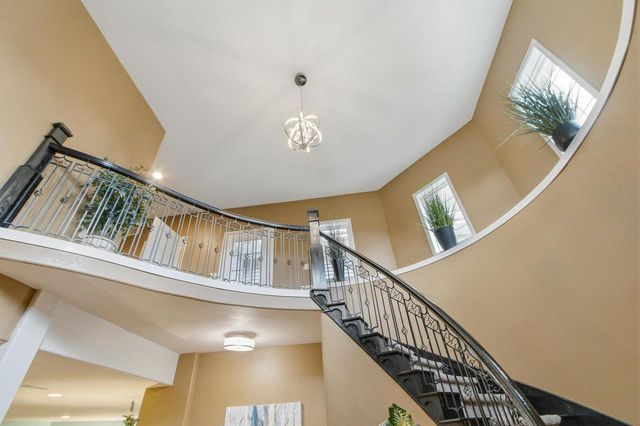 404 Bella Way, Sun Prairie, WI 53590