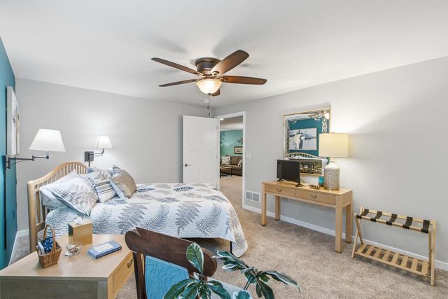 404 Bella Way, Sun Prairie, WI 53590