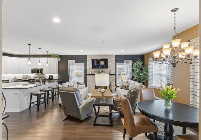 404 Bella Way, Sun Prairie, WI 53590