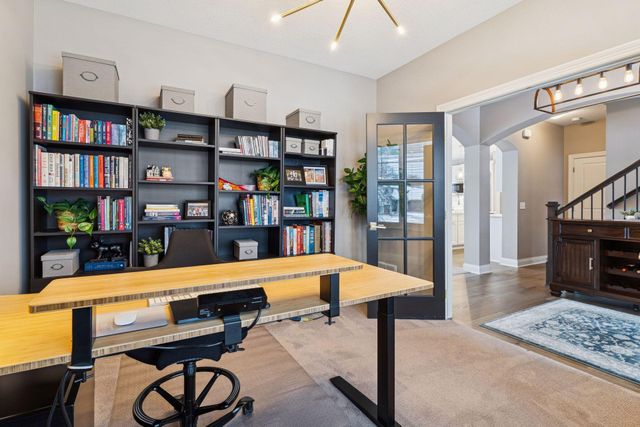 5855 Zanzibar Lane N, Plymouth, MN 55446