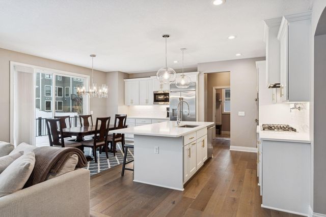 5855 Zanzibar Lane N, Plymouth, MN 55446