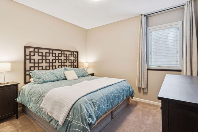 5855 Zanzibar Lane N, Plymouth, MN 55446