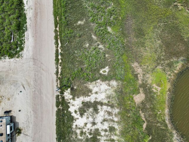 1422 Bahama Lane, Port Bolivar, TX 77650