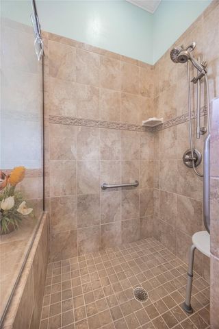 11237 NW 19TH LANE, Gainesville, FL 32606