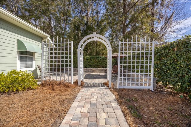 11237 NW 19TH LANE, Gainesville, FL 32606