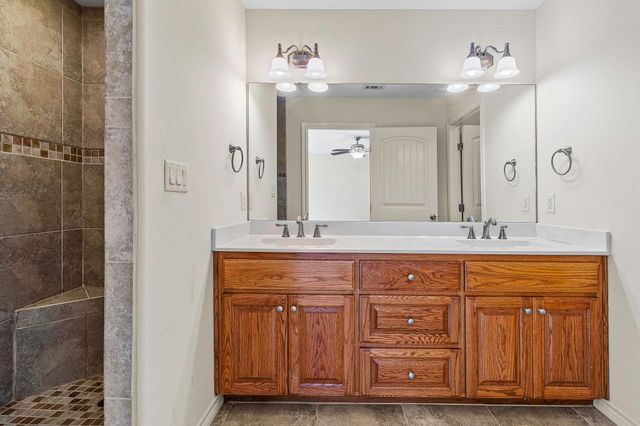 86 Huntington, Trinity, TX 75862