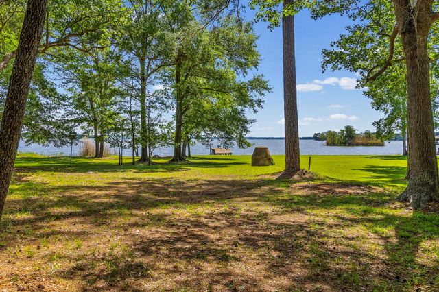 86 Huntington, Trinity, TX 75862
