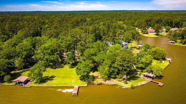86 Huntington, Trinity, TX 75862