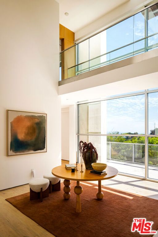 1700 Queens Court, Los Angeles, CA 90069 — photo 4