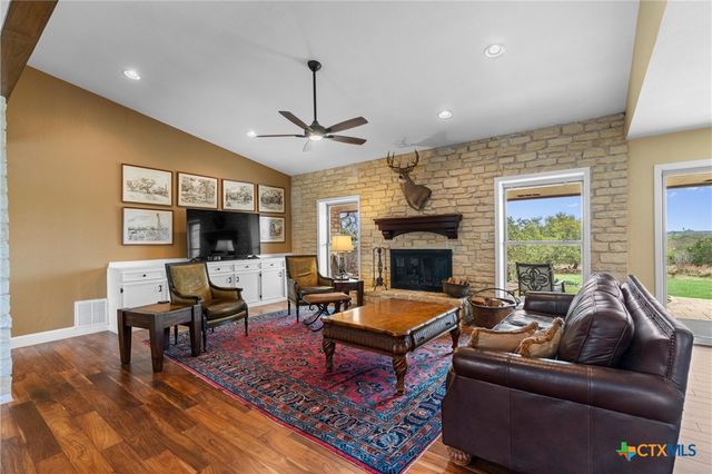 404 Skyline Road, Georgetown, TX 78628