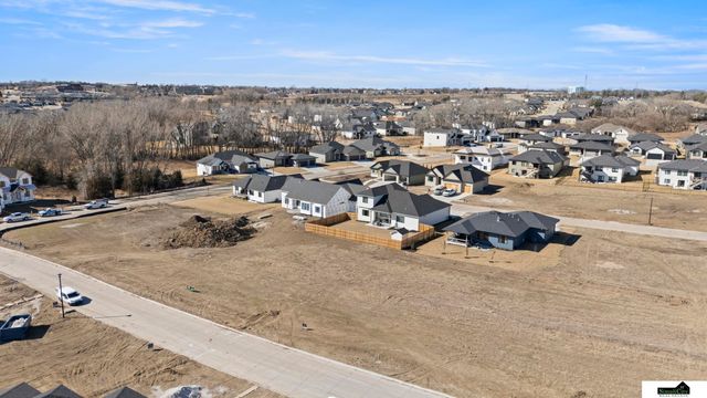 2301 Battle Creek Road, Lincoln, NE 68520