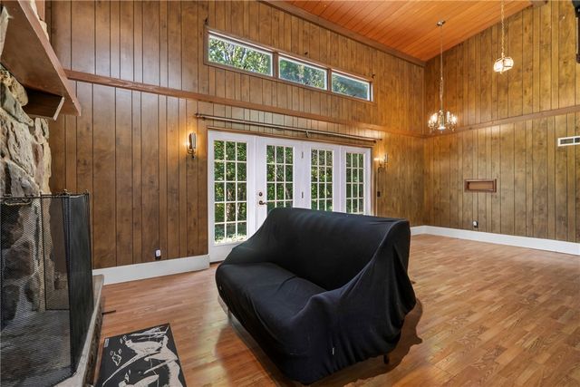 16550 Bluebird Way, Gravette, AR 72736