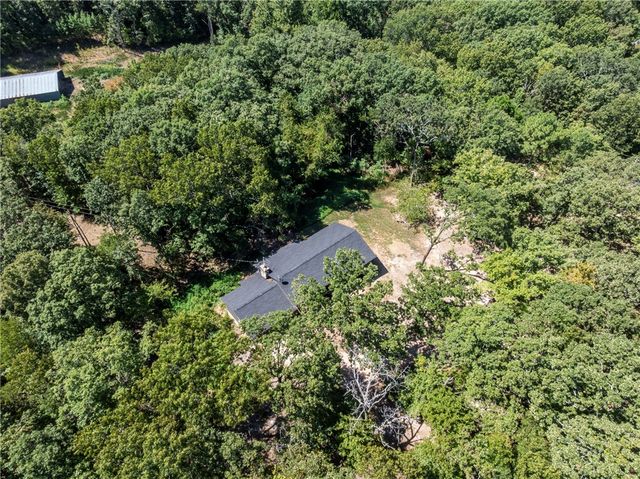 16550 Bluebird Way, Gravette, AR 72736