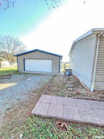 37 JANET Street, Murphysboro, IL 62966