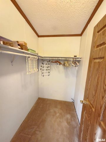 37 JANET Street, Murphysboro, IL 62966