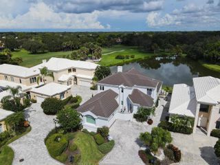7716 CLUB LANE, Sarasota, FL 34238