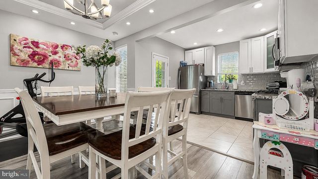 5867 UPLAND WAY, Philadelphia, PA 19131