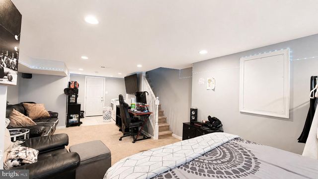 5867 UPLAND WAY, Philadelphia, PA 19131