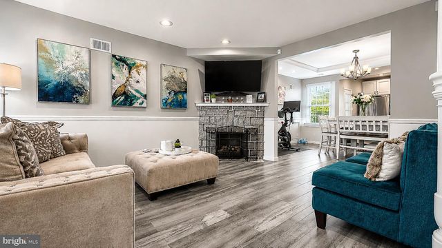5867 UPLAND WAY, Philadelphia, PA 19131