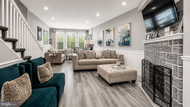 5867 UPLAND WAY, Philadelphia, PA 19131