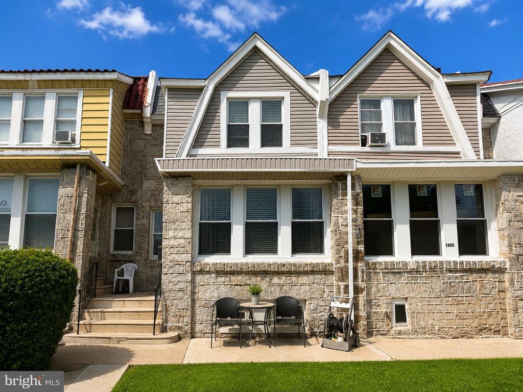 5867 UPLAND WAY, Philadelphia, PA 19131