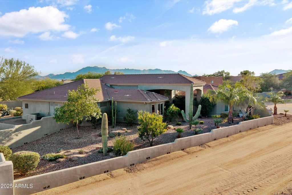 14541 E GAMBLE Lane, Scottsdale, AZ 85262