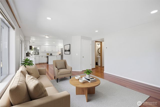 1228 SW 330th Place, Federal Way, WA 98023