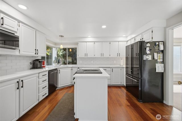 1228 SW 330th Place, Federal Way, WA 98023