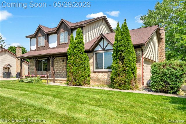 4445 E Hill Road, Grand Blanc, MI 48439