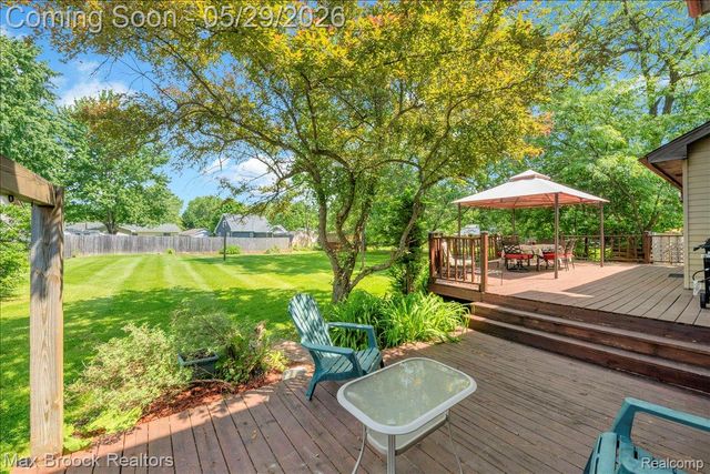 4445 E Hill Road, Grand Blanc, MI 48439
