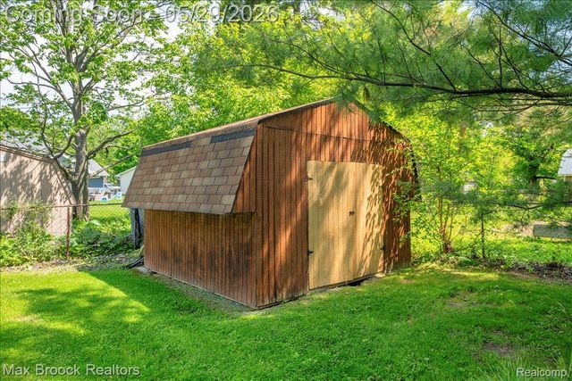 4445 E Hill Road, Grand Blanc, MI 48439