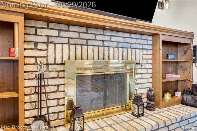 4445 E Hill Road, Grand Blanc, MI 48439