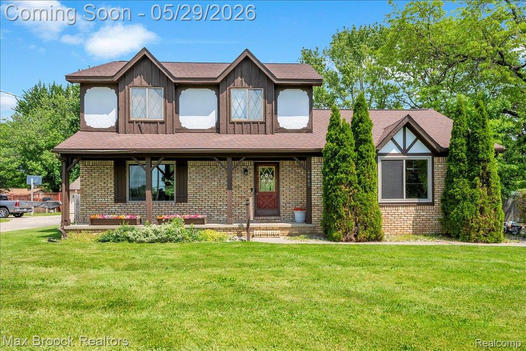4445 E Hill Road, Grand Blanc, MI 48439