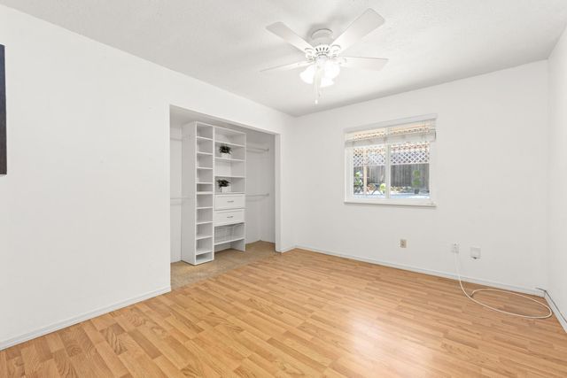861 Live Oak Way, Auburn, CA 95603