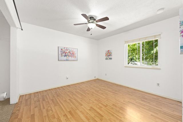 861 Live Oak Way, Auburn, CA 95603