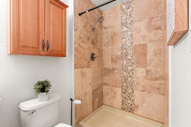 861 Live Oak Way, Auburn, CA 95603
