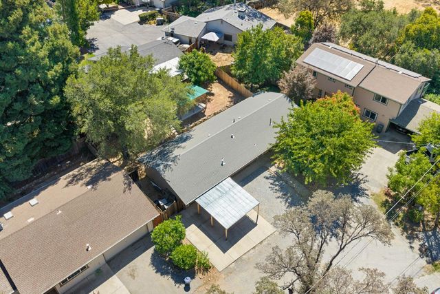 861 Live Oak Way, Auburn, CA 95603