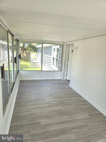 312 ARIZONA AVE, Williamstown, NJ 08094