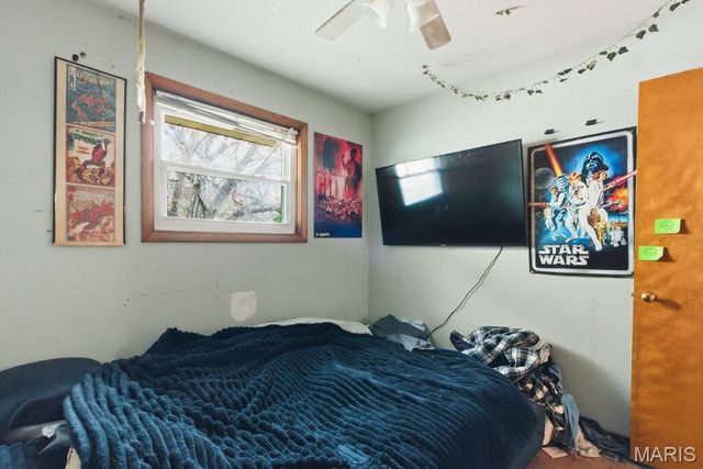 1913 Park Avenue, St Charles, MO 63301