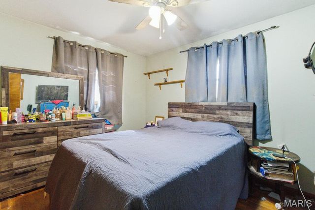 1913 Park Avenue, St Charles, MO 63301