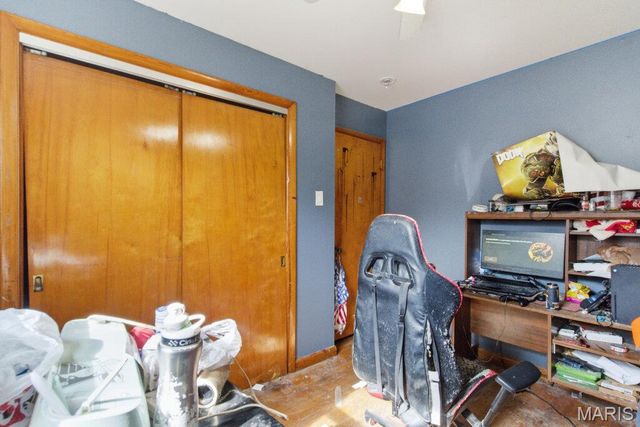 1913 Park Avenue, St Charles, MO 63301