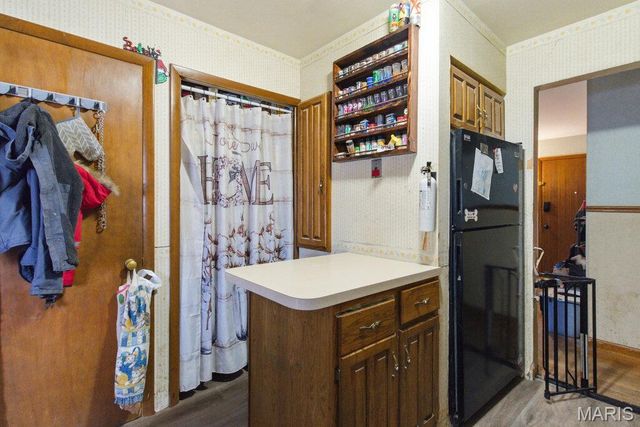 1913 Park Avenue, St Charles, MO 63301