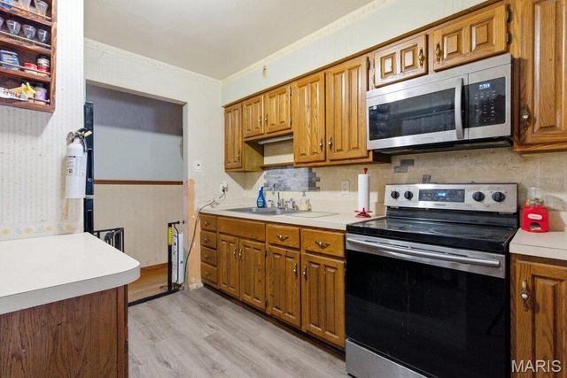 1913 Park Avenue, St Charles, MO 63301