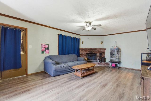 1913 Park Avenue, St Charles, MO 63301