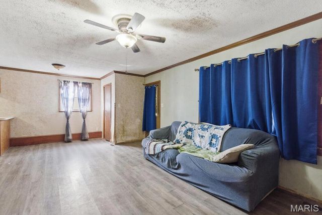 1913 Park Avenue, St Charles, MO 63301