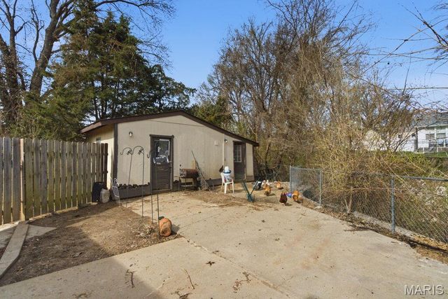 1913 Park Avenue, St Charles, MO 63301