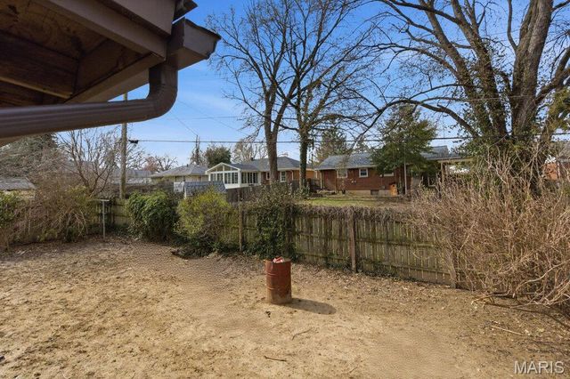 1913 Park Avenue, St Charles, MO 63301